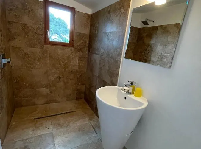 Maison Mediterraneenne Dans Les Pins, Mont Saint Clair Sete 度假居