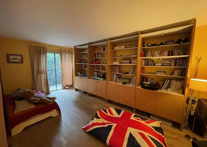 Maison Mediterraneenne Dans Les Pins, Mont Saint Clair Sete *