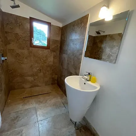 Maison Mediterraneenne Dans Les Pins, Mont Saint Clair Sete Vakantiehuis