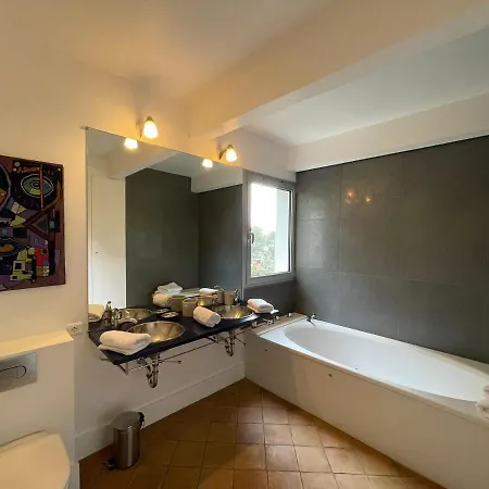 Vakantiehuis Maison Mediterraneenne Dans Les Pins, Mont Saint Clair Sete Sète