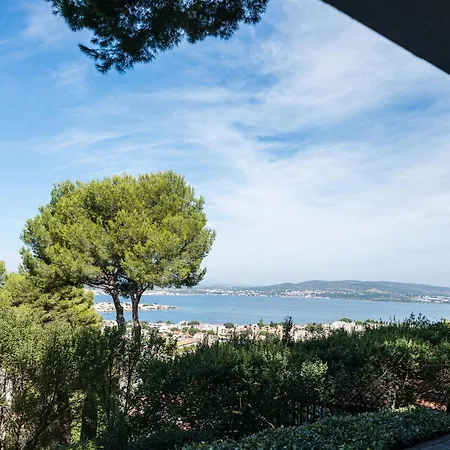 Maison Méditerranéenne Dans Les Pins, Mont Saint Clair Hébergement de vacances Sète