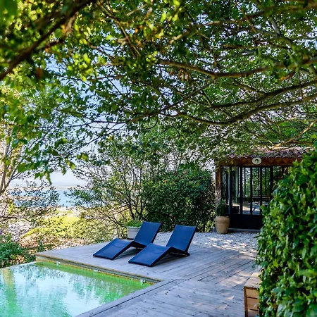 Hébergement de vacances Maison Méditerranéenne Dans Les Pins, Mont Saint Clair *