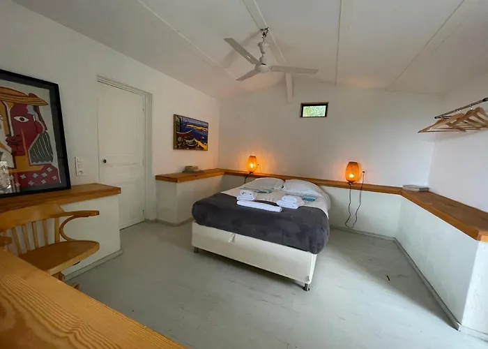 Maison Mediterraneenne Dans Les Pins, Mont Saint Clair Sete